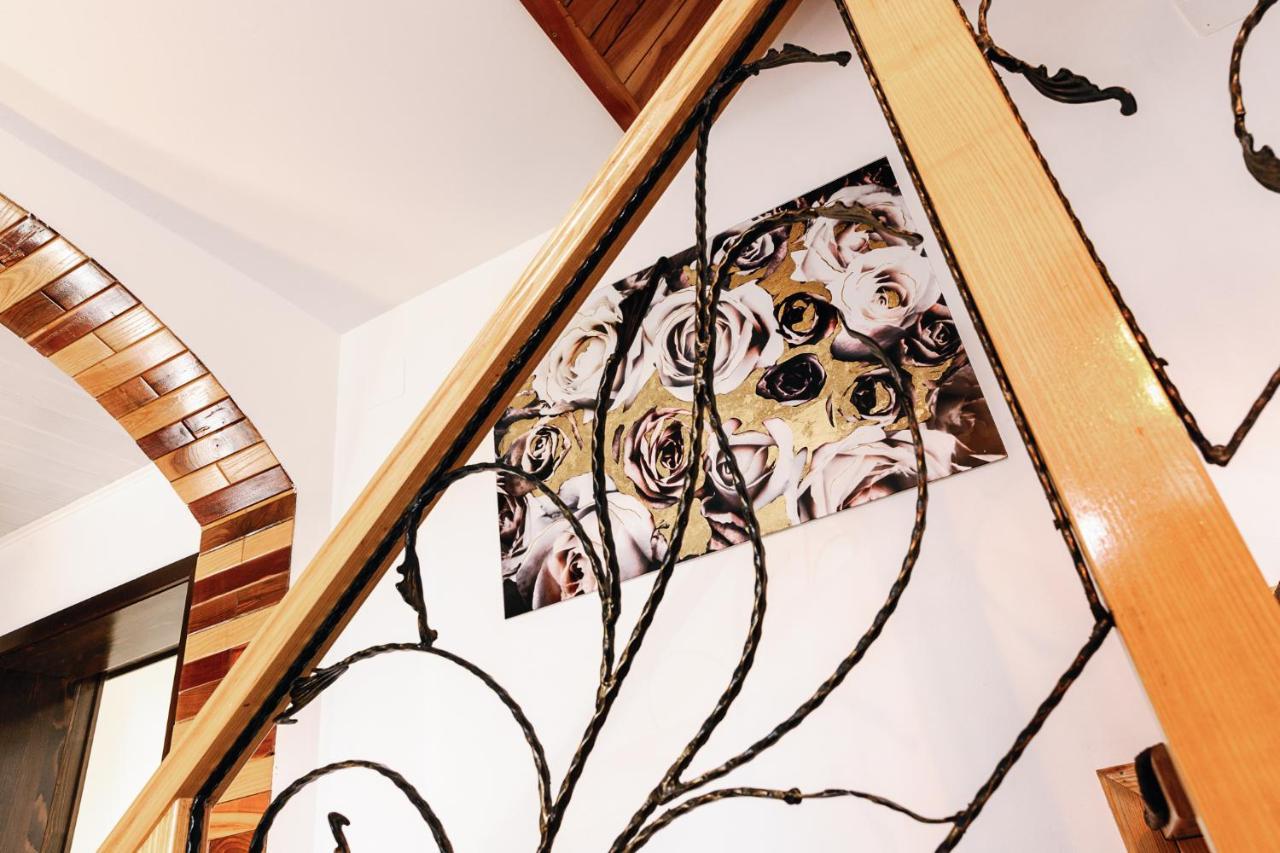 Casa Tamplarului Villa Alba Iulia Exteriör bild