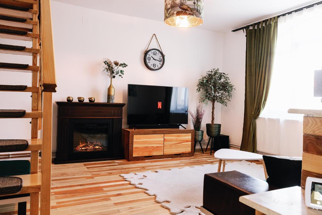 Casa Tamplarului Villa Alba Iulia Exteriör bild